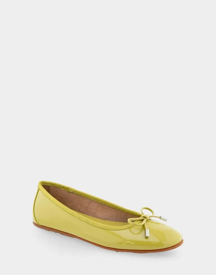 Aerosoles Comfortable Women039s Ballet Flat In Green Sheen Patent Faux Leather Green Sheen Patent Faux Leather Women Wide Width Flats