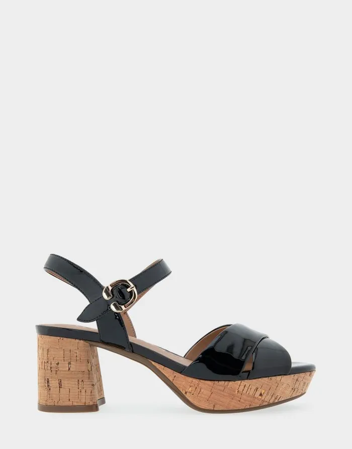 Aerosoles Comfortable Women039s Crisscross Platform Sandal In Black Patent Faux Leather Black Patent Faux Leather Women Platforms Aerosoles Comfortable Women039s Crisscross Platform Sandal In Black Patent Faux Leather Black Patent Faux Leather Women Platforms