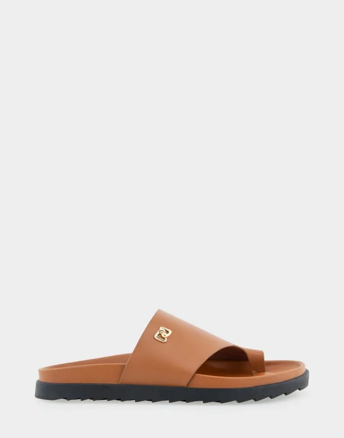 Aerosoles Comfortable Women039s Hooded Toe Ring Footbed Sandal In Tan Leather Tan Leather Women Clogs and Mules
