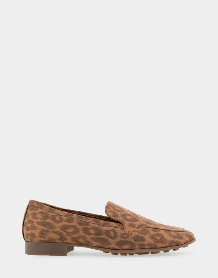 Aerosoles Comfortable Women039s Tailored Loafer In Leopard Metallic Fabric Leather Leopard Metallic Fabric Women Clogs and Mules