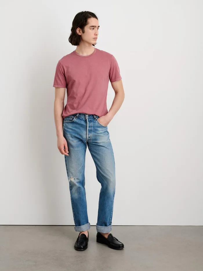 Alex Mill Tees Polos Men Lightweight Mercer Tee Currant