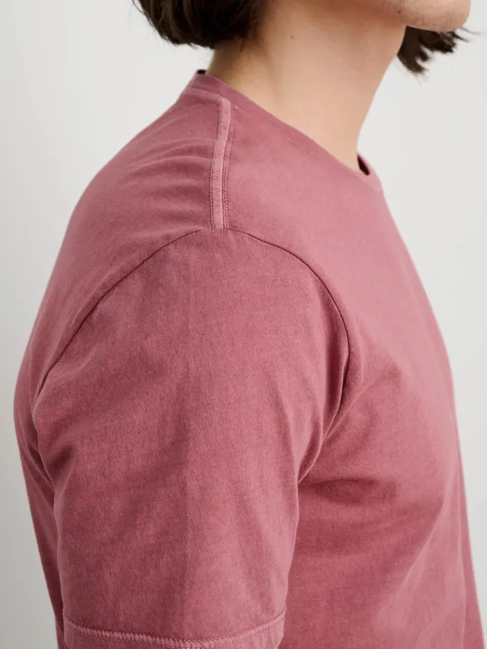 Alex Mill Tees Polos Men Lightweight Mercer Tee Currant