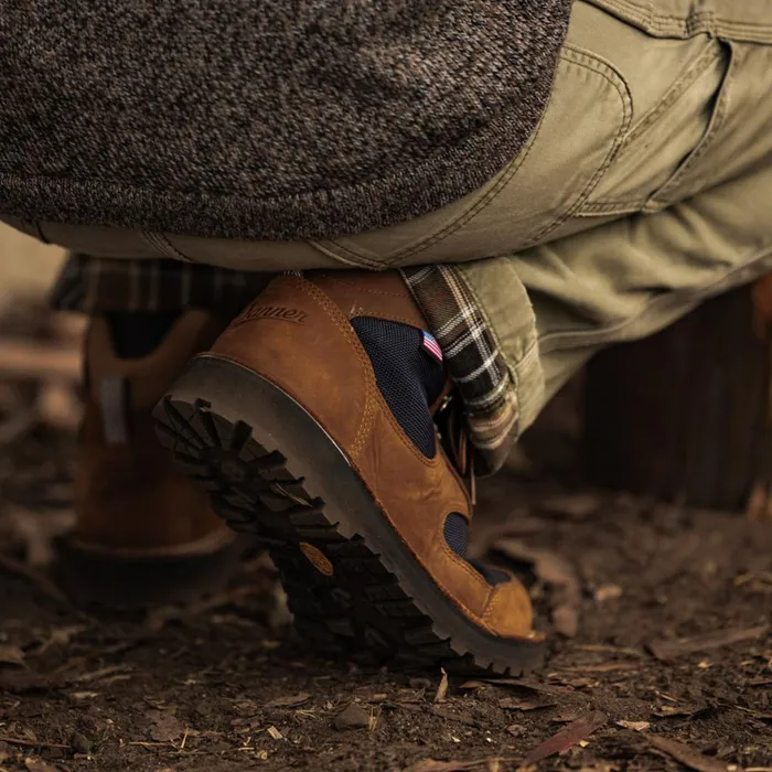 Cascade Crest Grizzly BrownUrsa Blue Men Danner Boots