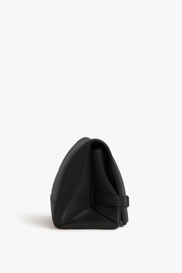 Clutches Women Victoria Beckham Chain Pouch In Black Leather Clutch Victoria Beckham UK Clutches Women Victoria Beckham Chain Pouch In Black Leather Clutch Victoria Beckham UK