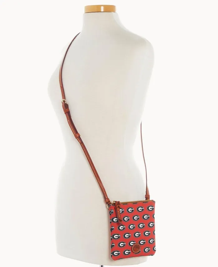 Collegiate University Of Georgia Small North South Top Zip Crossbody University Of Georgi Woman Dooney and Bourke Crossbodies Collegiate University Of Georgia Small North South Top Zip Crossbody University Of Georgi Woman Dooney and Bourke Crossbodies