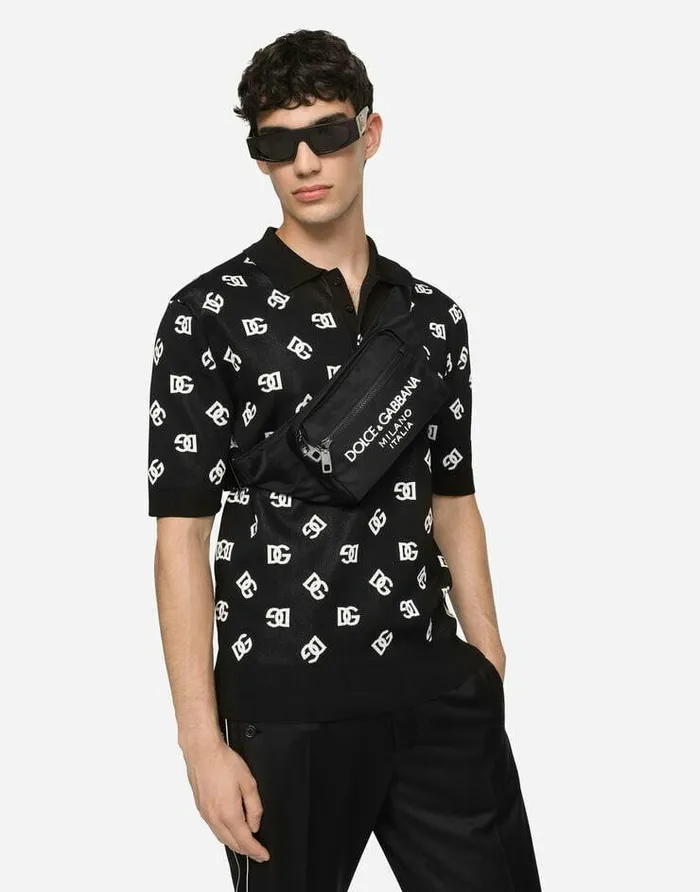 Dolce and Gabbana Backpacks And Fanny Packs Men Small Nylon Belt Bag With Rubberized Logo Black Dolce and Gabbana Backpacks And Fanny Packs Men Small Nylon Belt Bag With Rubberized Logo Black