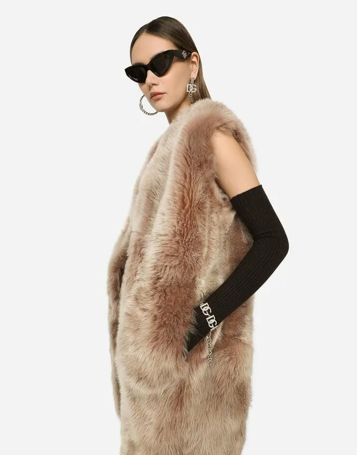 Dolce and Gabbana Coats And Jackets Women Sleeveless Sheepskin Coat Beige Dolce and Gabbana Coats And Jackets Women Sleeveless Sheepskin Coat Beige