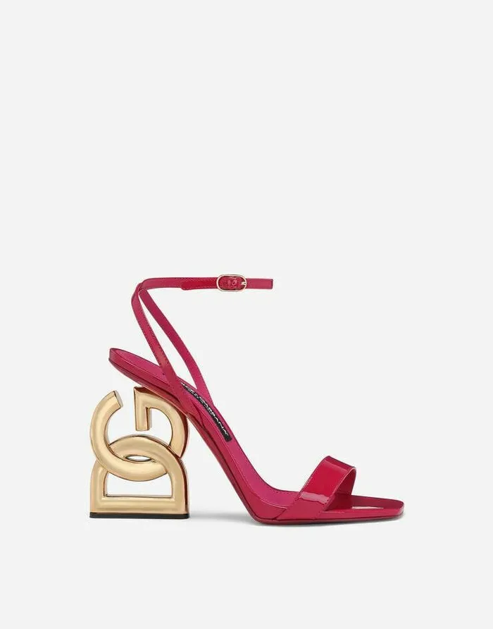 Dolce and Gabbana Sandals And Wedges Women Patent Leather 35 Sandals Fuchsia Dolce and Gabbana Sandals And Wedges Women Patent Leather 35 Sandals Fuchsia