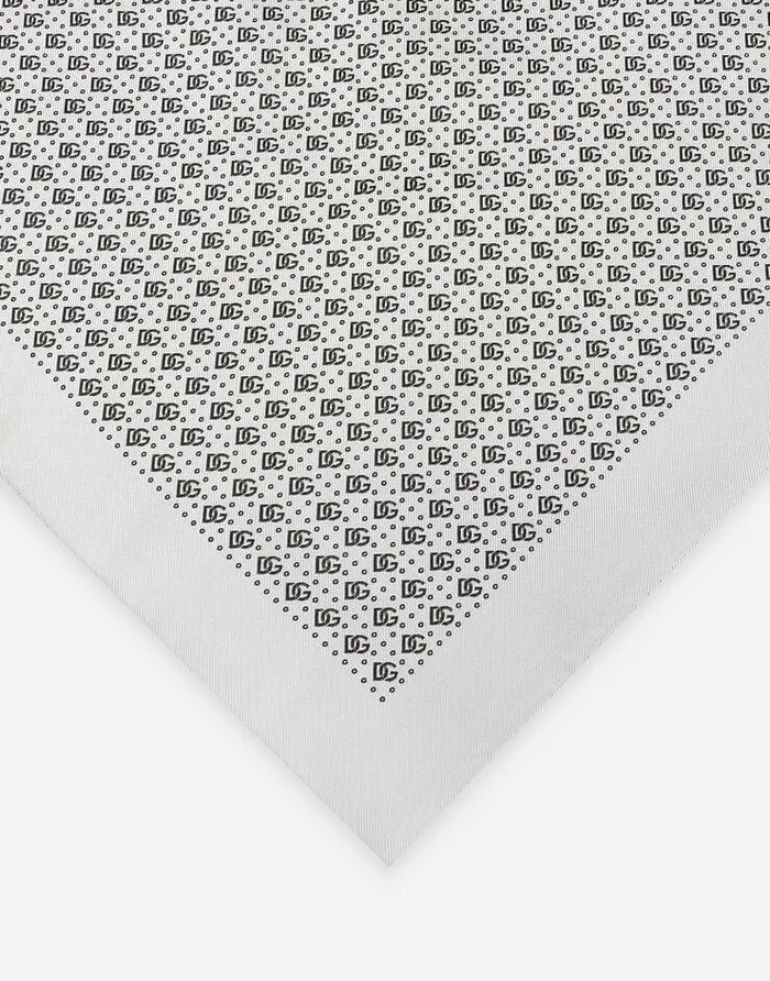 Dolce and Gabbana Ties And Pocket Squares Men Silk Jacquard Pocket Square With DG Logo White Dolce and Gabbana Ties And Pocket Squares Men Silk Jacquard Pocket Square With DG Logo White