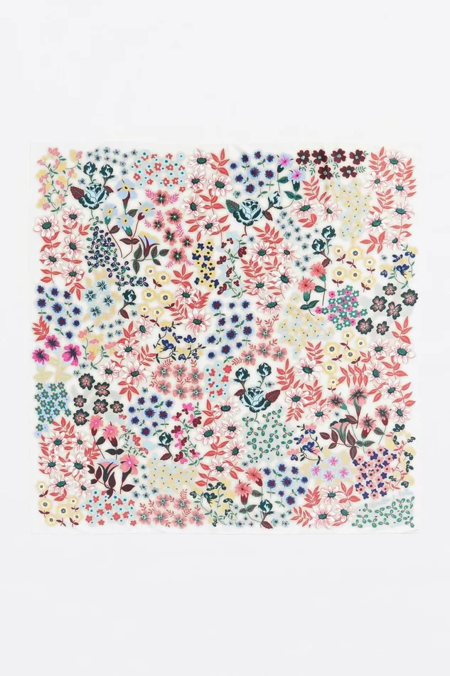 Floral Blurred Beige Background Scarf Beige Women Bimba Y Lola Scarves