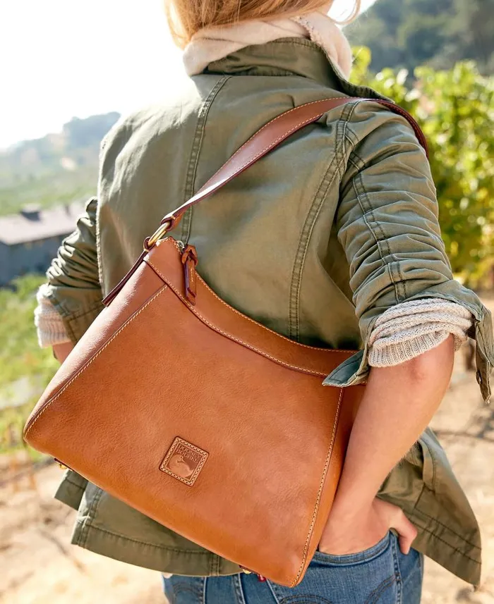 Florentine Large Cassidy Hobo Chestnut Woman Dooney and Bourke Shoulder Bags Florentine Large Cassidy Hobo Chestnut Woman Dooney and Bourke Shoulder Bags