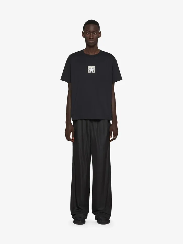 Givenchy 4G Stars Boxy Fit Tshirt In Cotton Black Men TShirts
