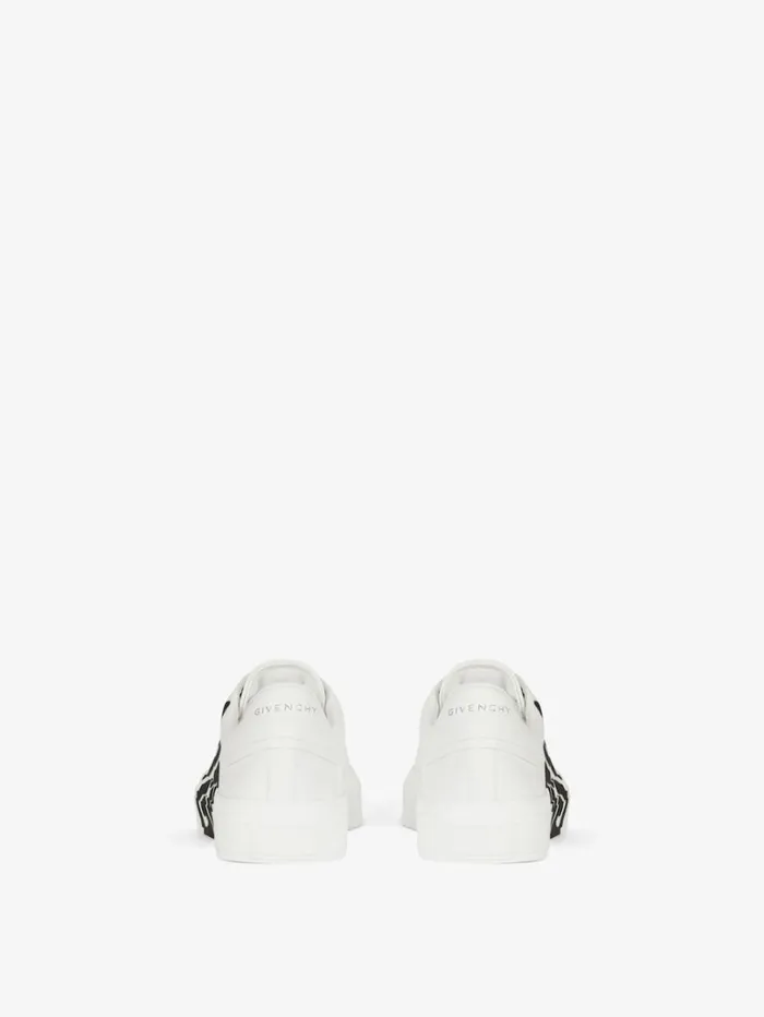 Givenchy City Sport Sneakers In Leather With Tag Effect 4G Print Whiteblack Women Sneakers Givenchy City Sport Sneakers In Leather With Tag Effect 4G Print Whiteblack Women Sneakers