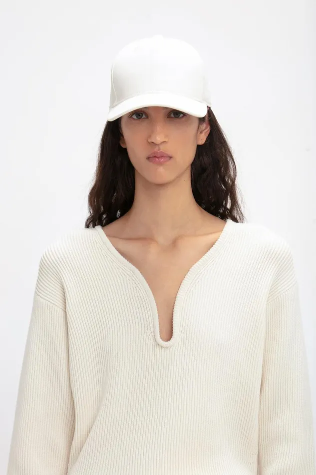 Hats and Scarves Women Victoria Beckham Logo Cap In Antique White Hats and Scarves Women Victoria Beckham Logo Cap In Antique White