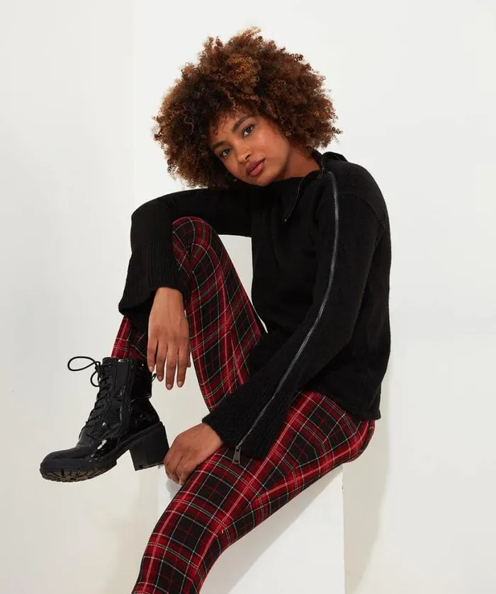 Joe Browns Knitwear and Cardigans Women Roxie Zip Jumper Black