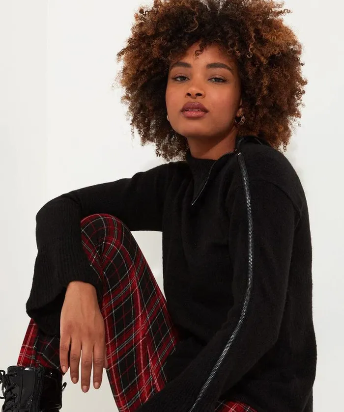 Joe Browns Knitwear and Cardigans Women Roxie Zip Jumper Black Joe Browns Knitwear and Cardigans Women Roxie Zip Jumper Black