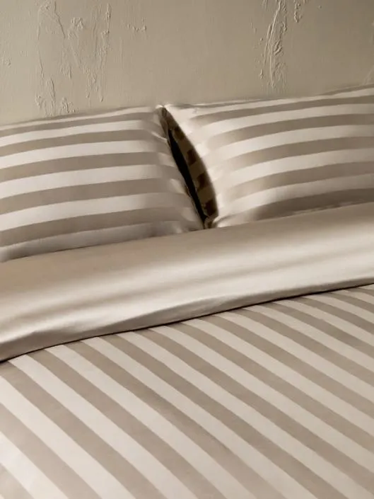 Luxurious Silk Bedding Set For Ultimate Comfort And Style Home Lilysilk Silk Bedding Sets