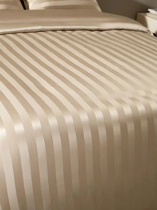 Luxurious Silk Duvet Cover With Stripe Jacquard Front Home Lilysilk Silk Duvet Covers