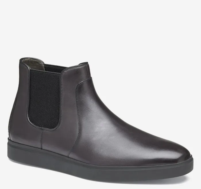 Men Brody Chelsea Boot Black Handstained Full Grain JohnstonandMurphy SlipOns and Loafers