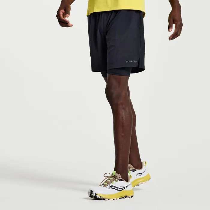 Men Outpace 7034 2In1 Short Black Saucony Bottoms