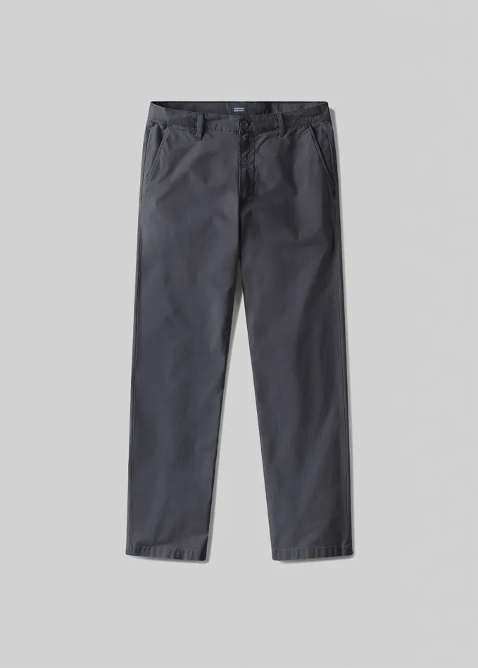 Men Pants Citizens Of Humanity Elijah Straight Parachute Chino In Peppercorn