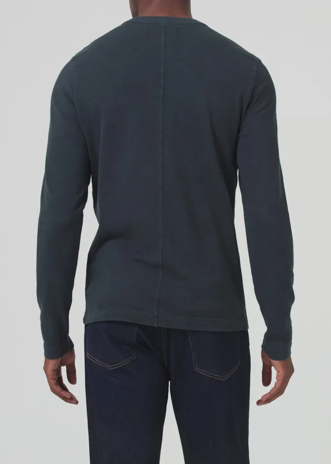 Men Shirts Citizens Of Humanity Classic Henley In Charred Cedar