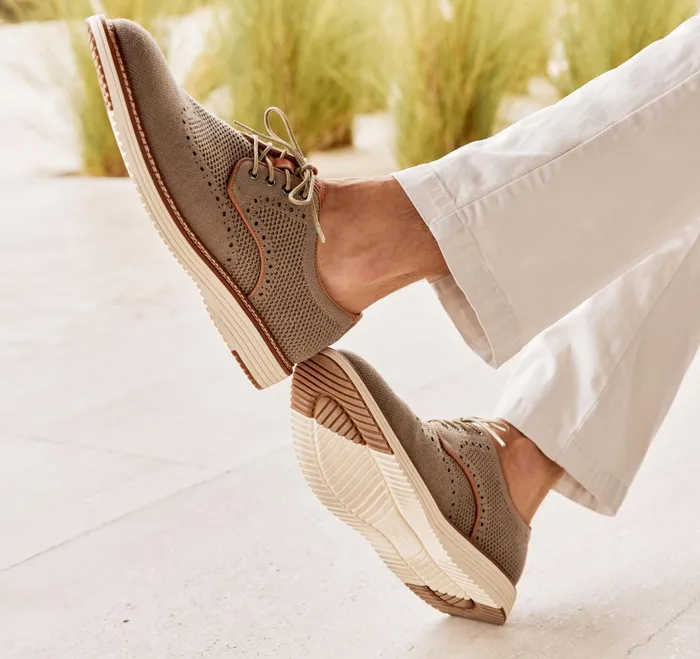 Men Upton Knit Wingtip Taupe Heathered Knit JohnstonandMurphy LaceUps Men Upton Knit Wingtip Taupe Heathered Knit JohnstonandMurphy LaceUps