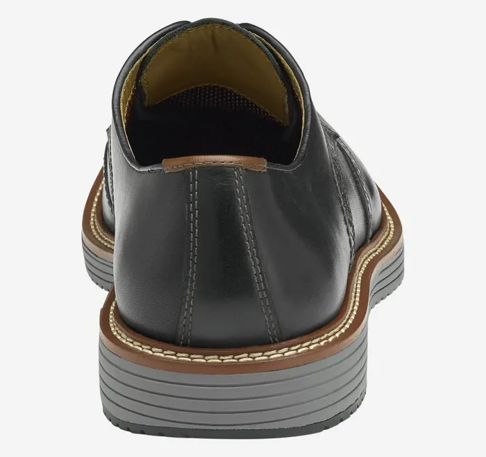 Men Upton Wingtip Black Full Grain JohnstonandMurphy LaceUps Men Upton Wingtip Black Full Grain JohnstonandMurphy LaceUps