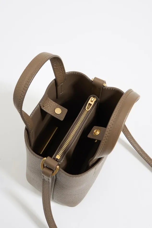 Mini Sac Chihuahua Cuir Taupe Fonc Dark Taupe Women Bimba Y Lola Crossbody Bags