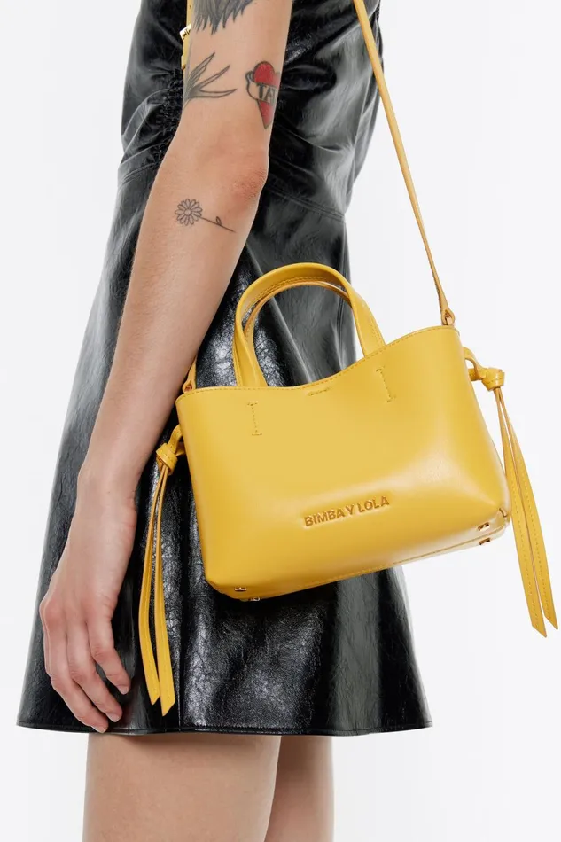 Mini Yellow Leather Chihuahua Bag Yellow Women Bimba Y Lola Crossbody Bags
