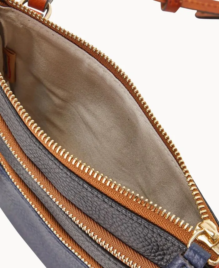 MLB Mariners Triple Zip Crossbody Mariners Woman Dooney and Bourke Crossbodies MLB Mariners Triple Zip Crossbody Mariners Woman Dooney and Bourke Crossbodies