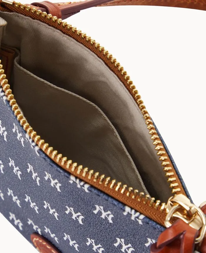 MLB Yankees Small North South Top Zip Crossbody Yankees Woman Dooney and Bourke Crossbodies MLB Yankees Small North South Top Zip Crossbody Yankees Woman Dooney and Bourke Crossbodies