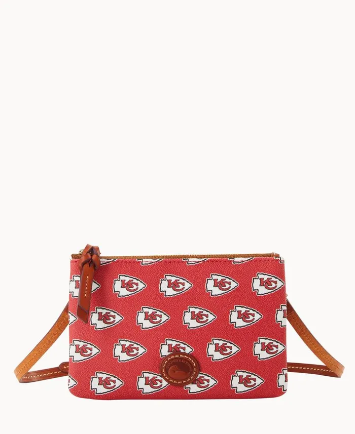 NFL Chiefs Top Zip Crossbody Chiefs Woman Dooney and Bourke Crossbodies