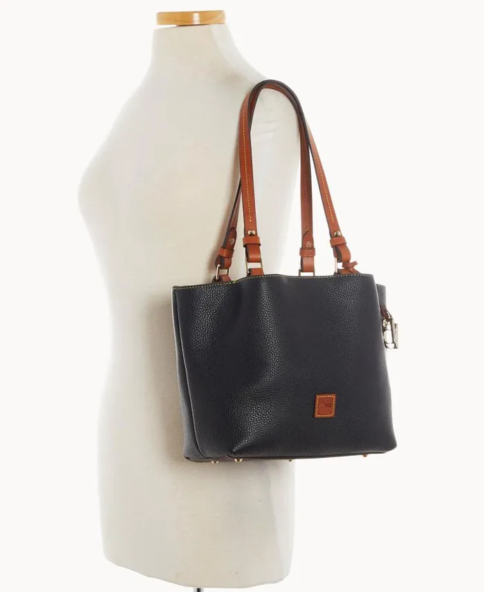 Pebble Grain Small Flynn Black Woman Dooney and Bourke Shoulder Bags Pebble Grain Small Flynn Black Woman Dooney and Bourke Shoulder Bags