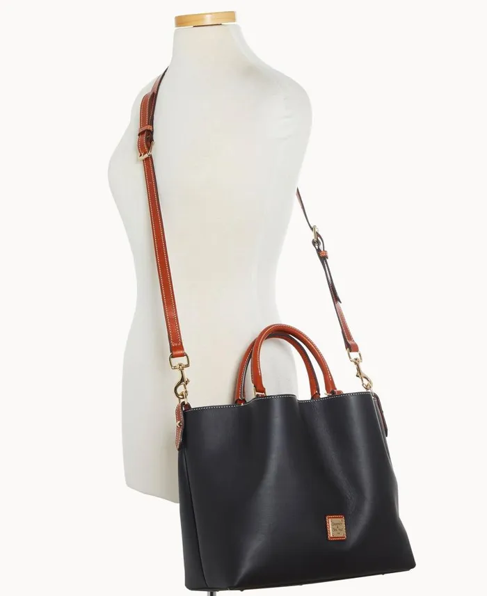 Penrose Large Barlow Black Woman Dooney and Bourke Satchels Penrose Large Barlow Black Woman Dooney and Bourke Satchels