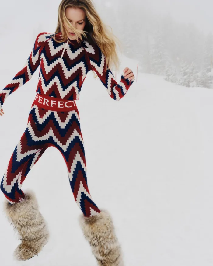 Perfect Moment Chevron 14Zip Base Layer Top Red Women Base Layers