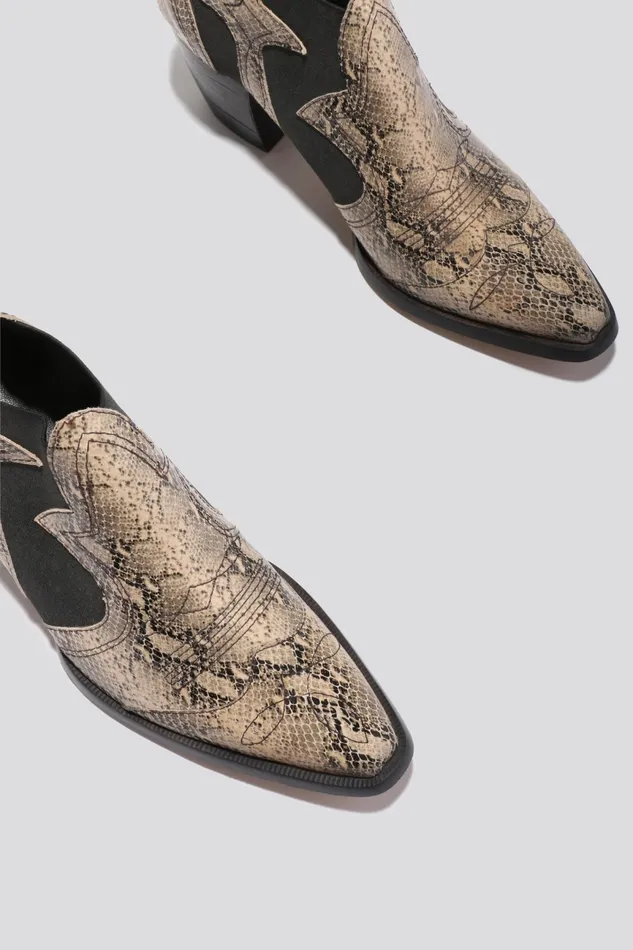 Rachel Comey Boots Women Orlando Boot Champagne