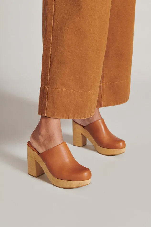 Rachel Comey Clogs Women Dakota Clog Natural Rachel Comey Clogs Women Dakota Clog Natural