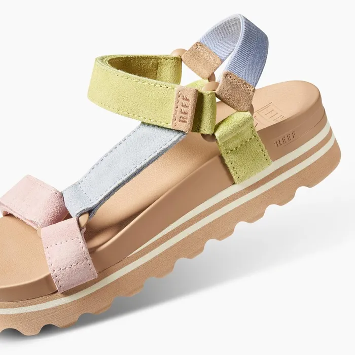 Reef Sandals Cushion Rem Hi Meringue 8211 Women Reef Sandals Cushion Rem Hi Meringue 8211 Women