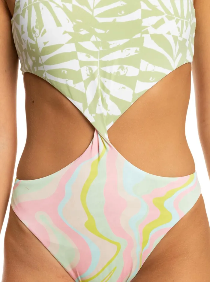 Roxy One Pieces Tropics Hype Reversible OnePiece Swimsuit Ambroisia Swirl Swim 8211 Women