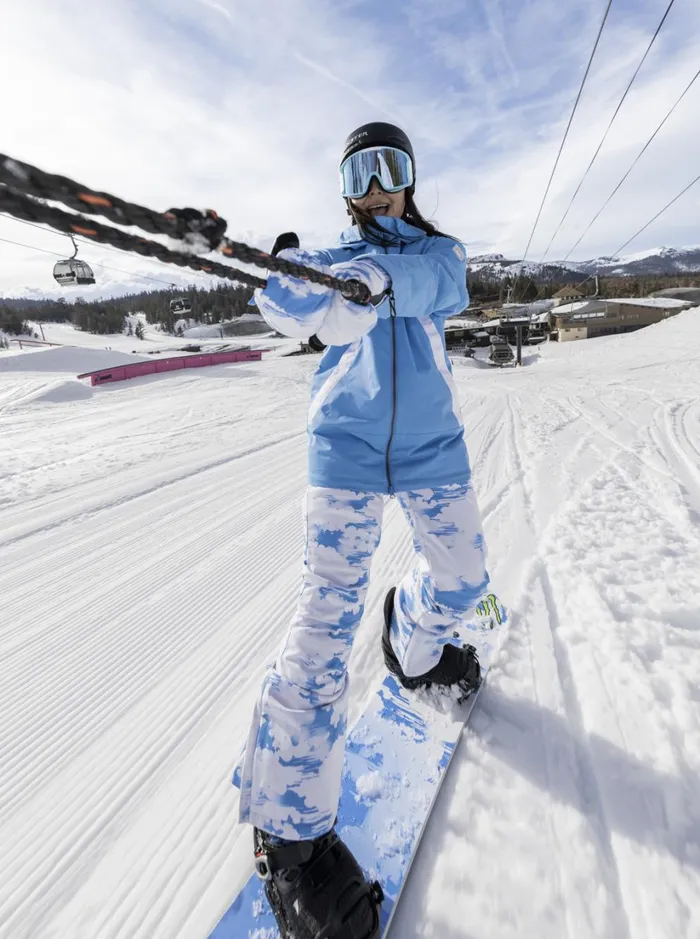 Roxy Snow Jackets Chloe Kim Technical Snow Jacket Azure Blue 8211 Women