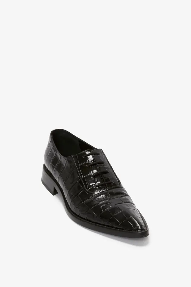 Shoes Women Victoria Beckham Pointy Toe Flat Lace Up In Black CrocEffect Leather