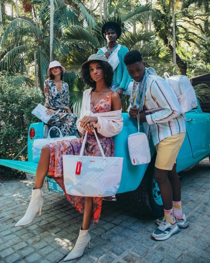 SPRAYGROUND 3AM LE BLANC TOILETRY BAG Bags