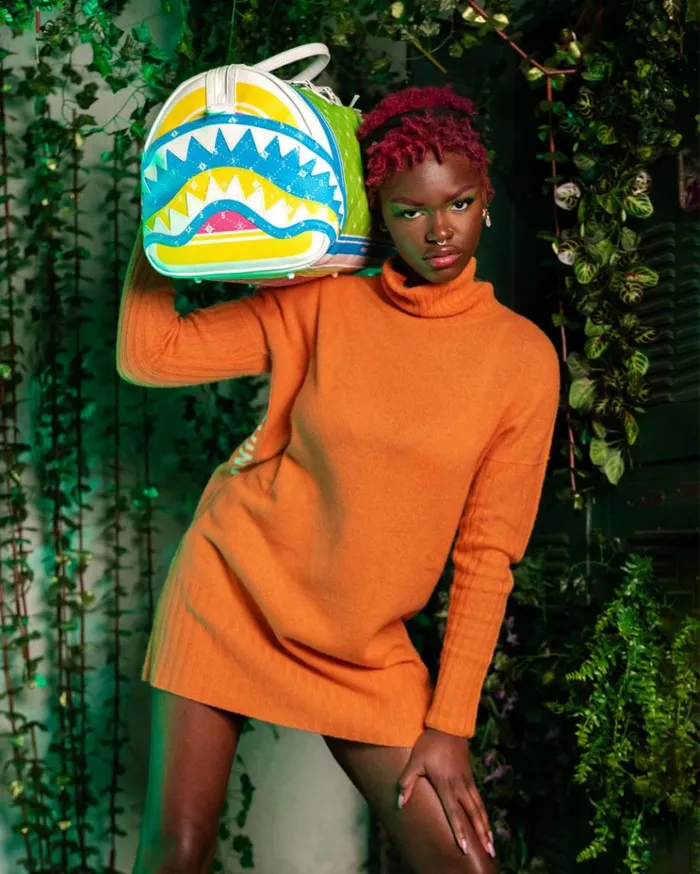 SPRAYGROUND MODUS OPERANDI CHAMELEON DUFFLE Bags