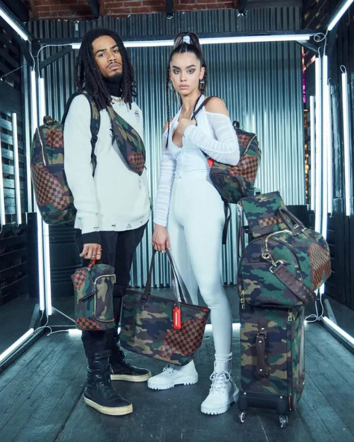 SPRAYGROUND THE PARADOXX SHARK WALLET Bags