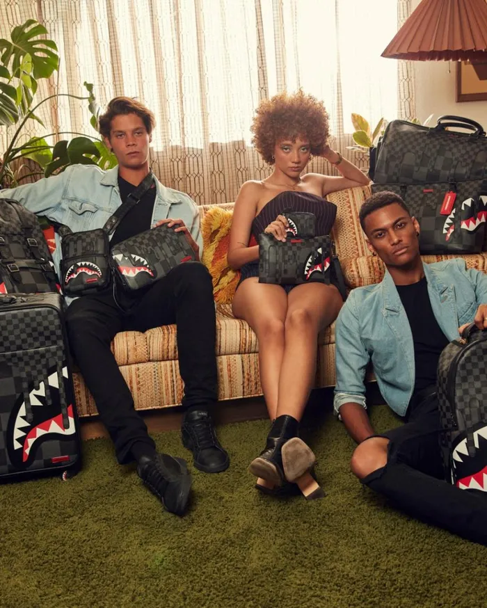 SPRAYGROUND XTC GREY SHARKS IN PARIS CROSSOVER CLUTCH Bags SPRAYGROUND XTC GREY SHARKS IN PARIS CROSSOVER CLUTCH Bags
