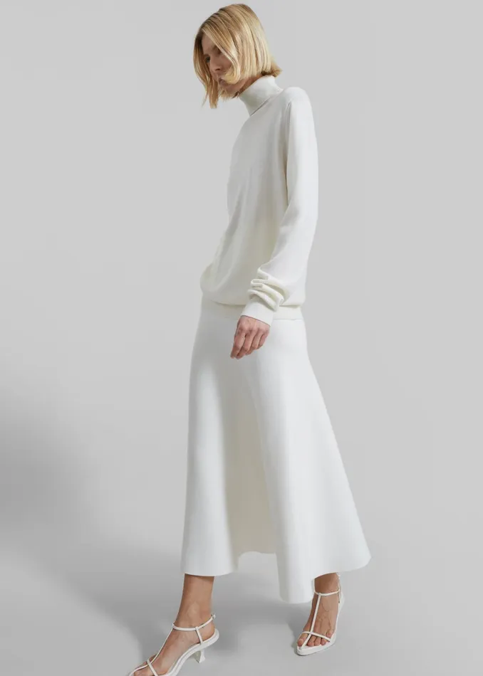 The Frankie Shop Knitwear Eve Thin Turtleneck Sweater 8211 Ivory 8211 Women