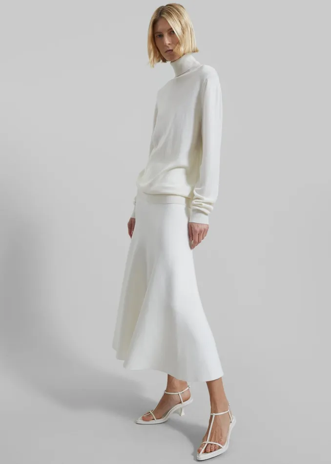 The Frankie Shop Knitwear Eve Thin Turtleneck Sweater 8211 Ivory 8211 Women