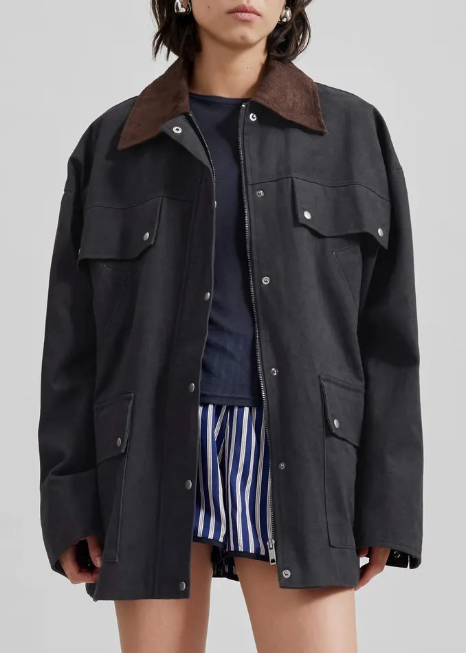 The Frankie Shop Outerwear Stevan Contrast Collar Cargo Jacket 8211 Charcoal 8211 Women