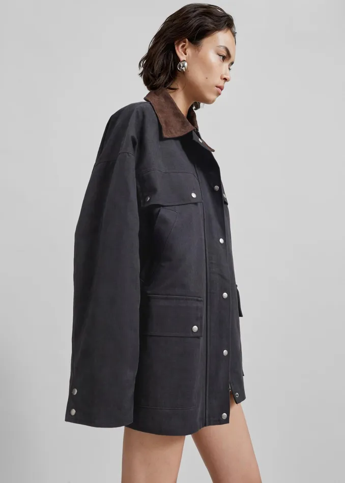 The Frankie Shop Outerwear Stevan Contrast Collar Cargo Jacket 8211 Charcoal 8211 Women
